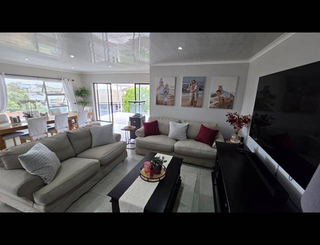 3 BEDROOM HOUSE FOR SALE IN ISLAND VIEW